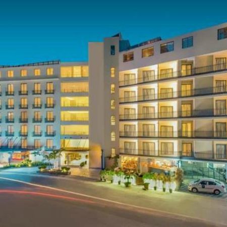 Hotel Deccan Serai, Hitec City, Hyderabad Exterior foto