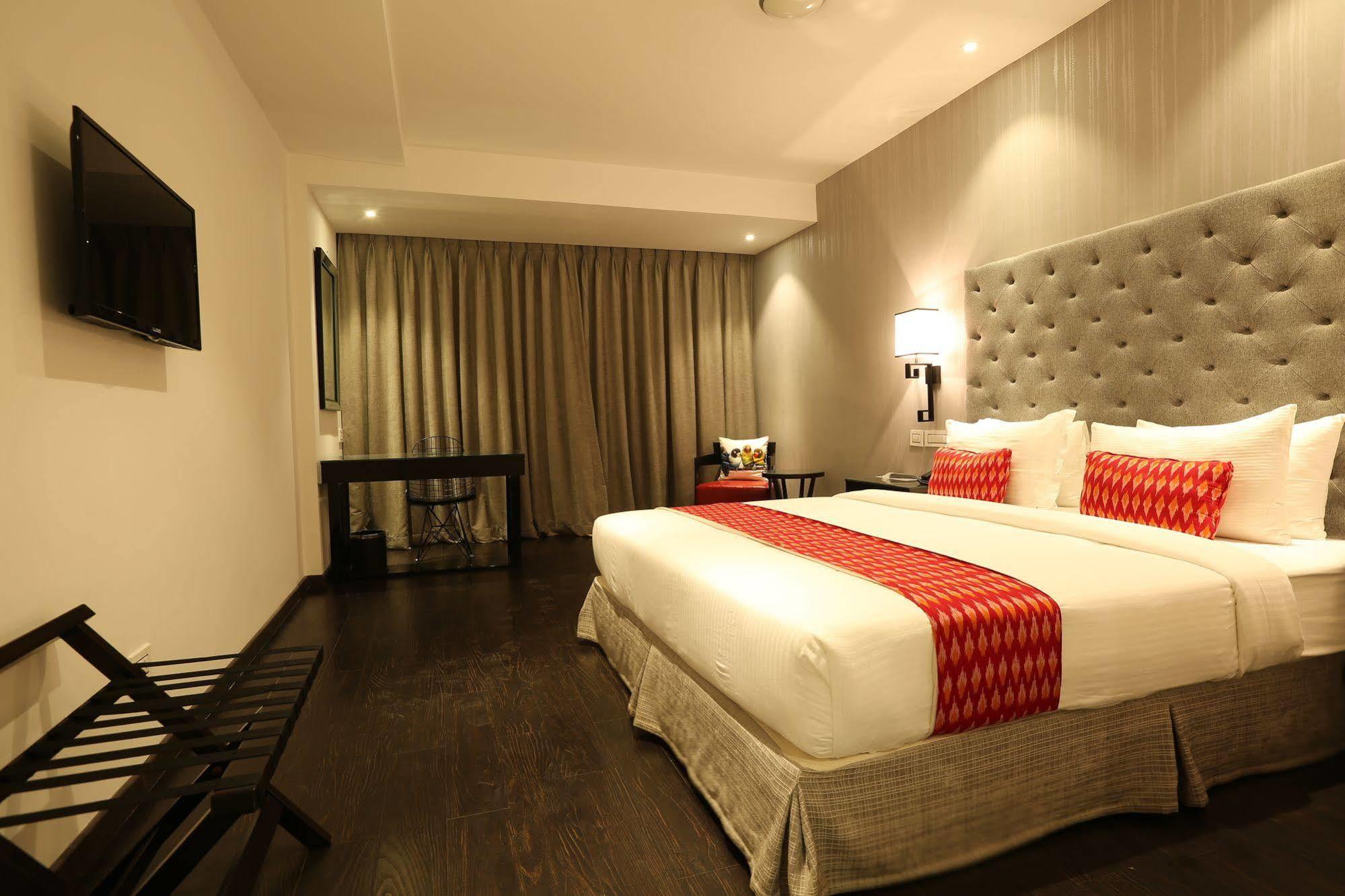 Hotel Deccan Serai, Hitec City, Hyderabad Exterior foto