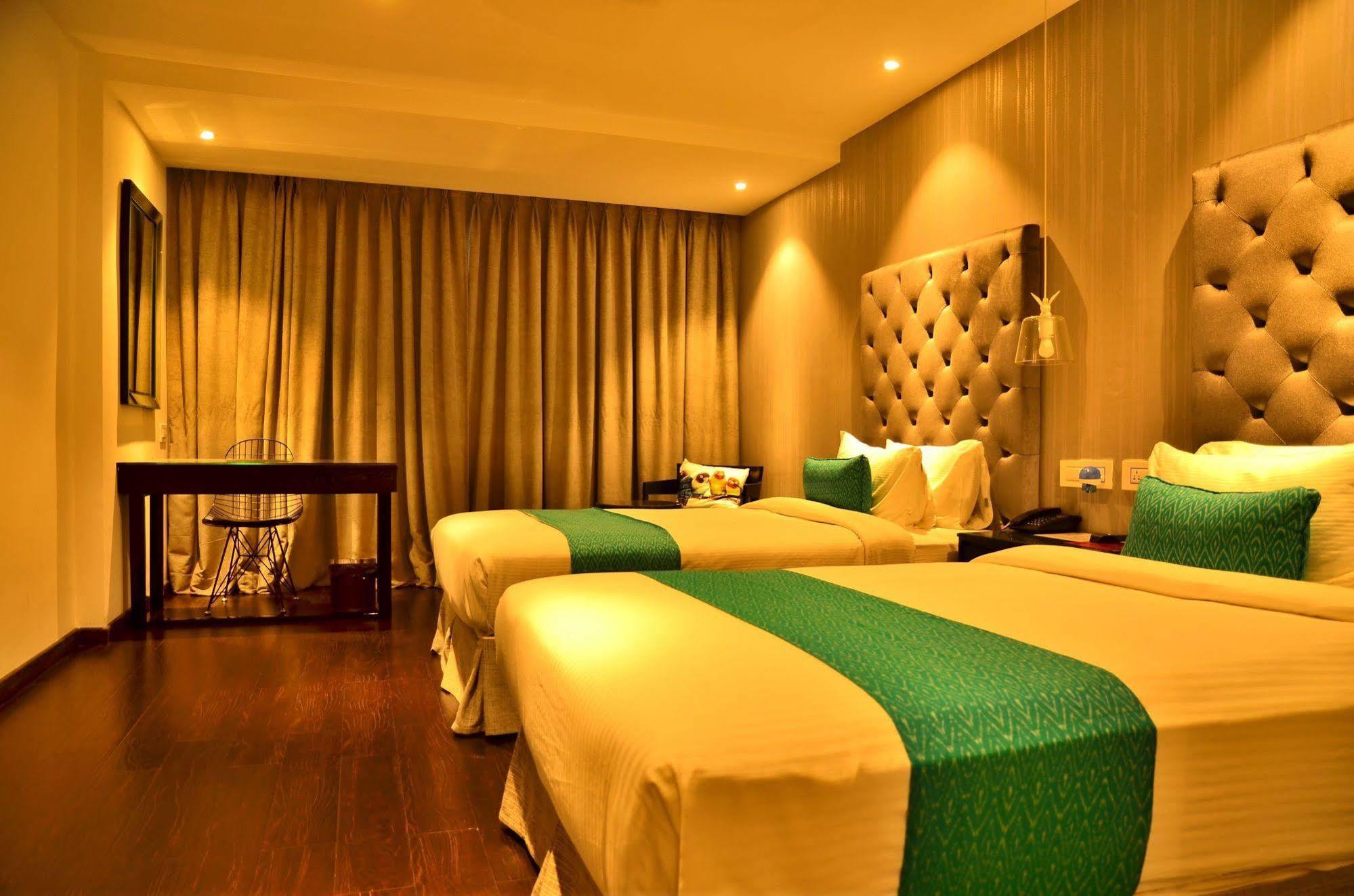 Hotel Deccan Serai, Hitec City, Hyderabad Exterior foto